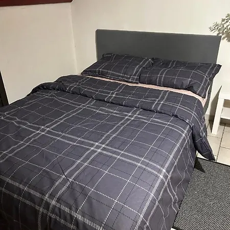 Logement Entier Pres De La Grand'place Apartment *